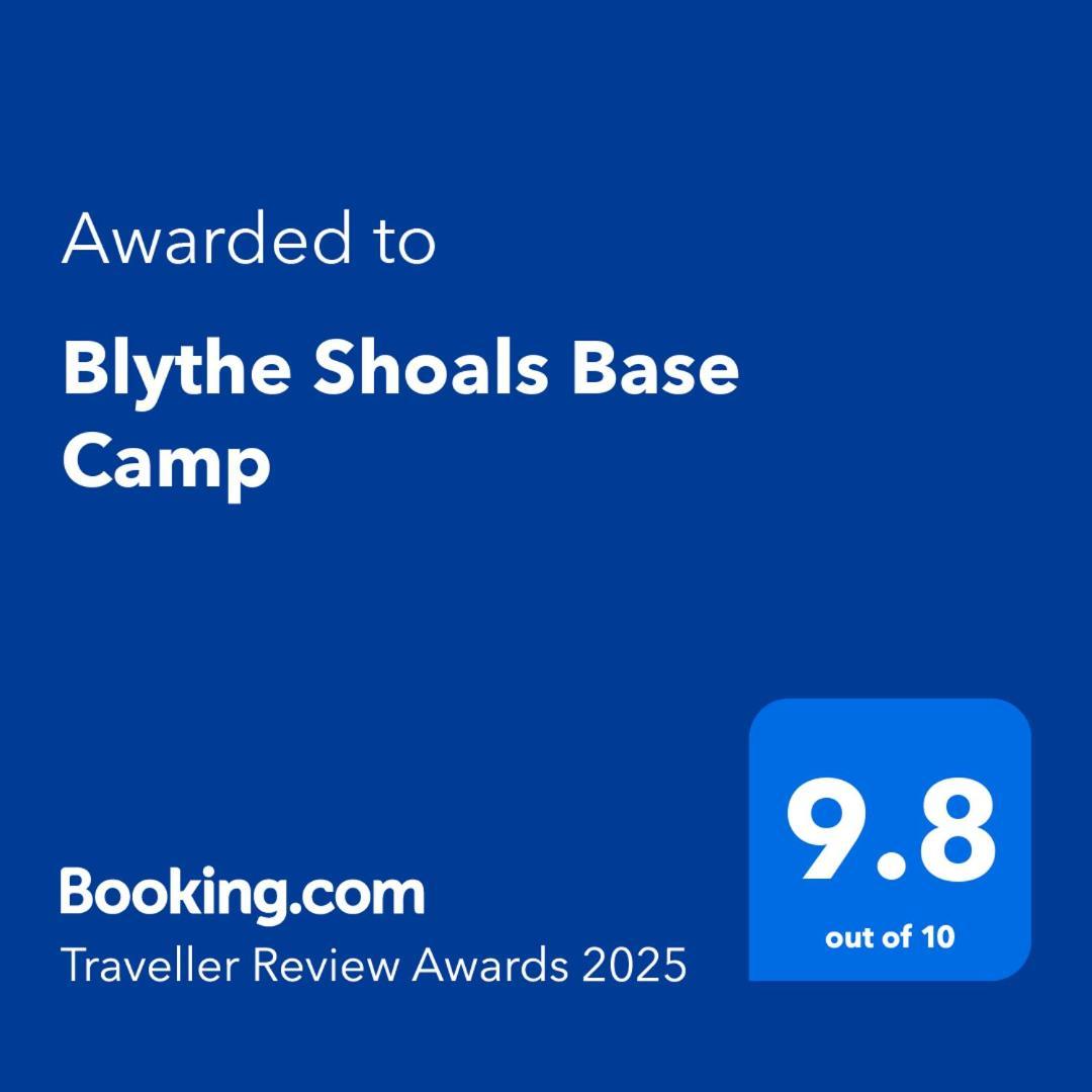 Blythe Shoals Base Camp Hotel Cleveland Exterior photo